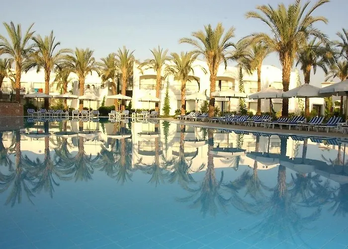Resort Luna 3*