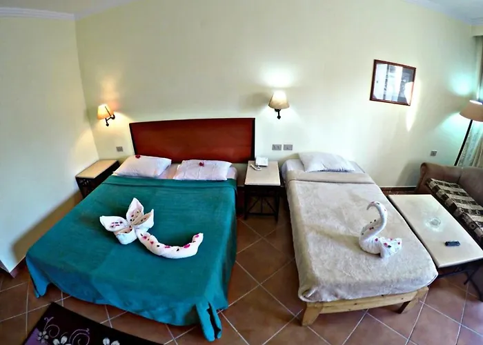Luna Resort