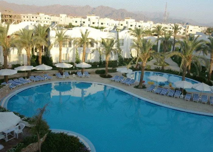 Resort Luna 3*