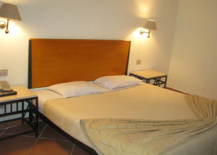 Luna Resort 3*