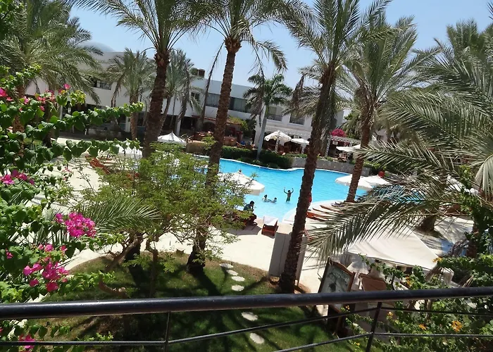Luna Resort